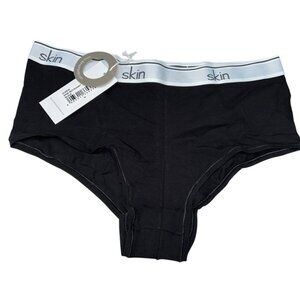skin black white NEW NWT boy short style undewear NIP M